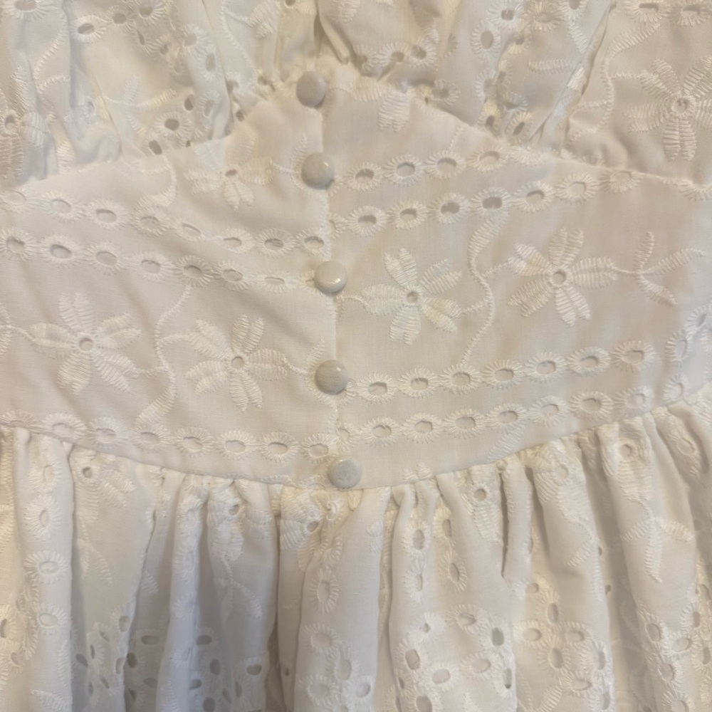 Never Worn Elegant White Eyelet Dress - Picture 9 of 14